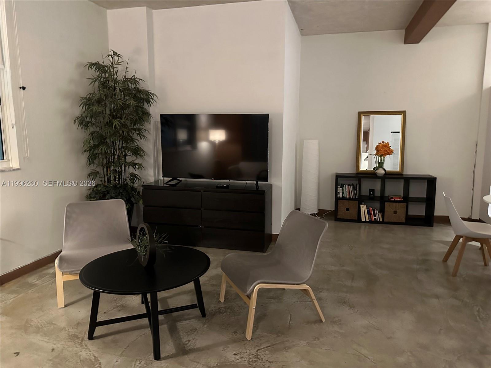 THE LOFT DOWNTOWN CONDO - Residential Lease