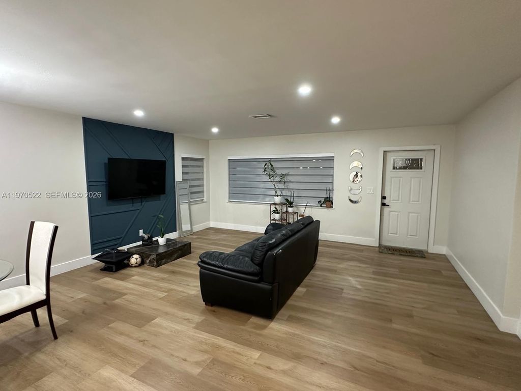 Photo of 34 SE 3rd Ter #0, Dania Beach, FL 33004 (MLS # A11970522)