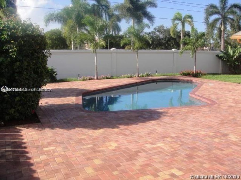 Photo of 13410 NW 8th Ct #0, Sunrise, FL 33325 (MLS # A12007294)