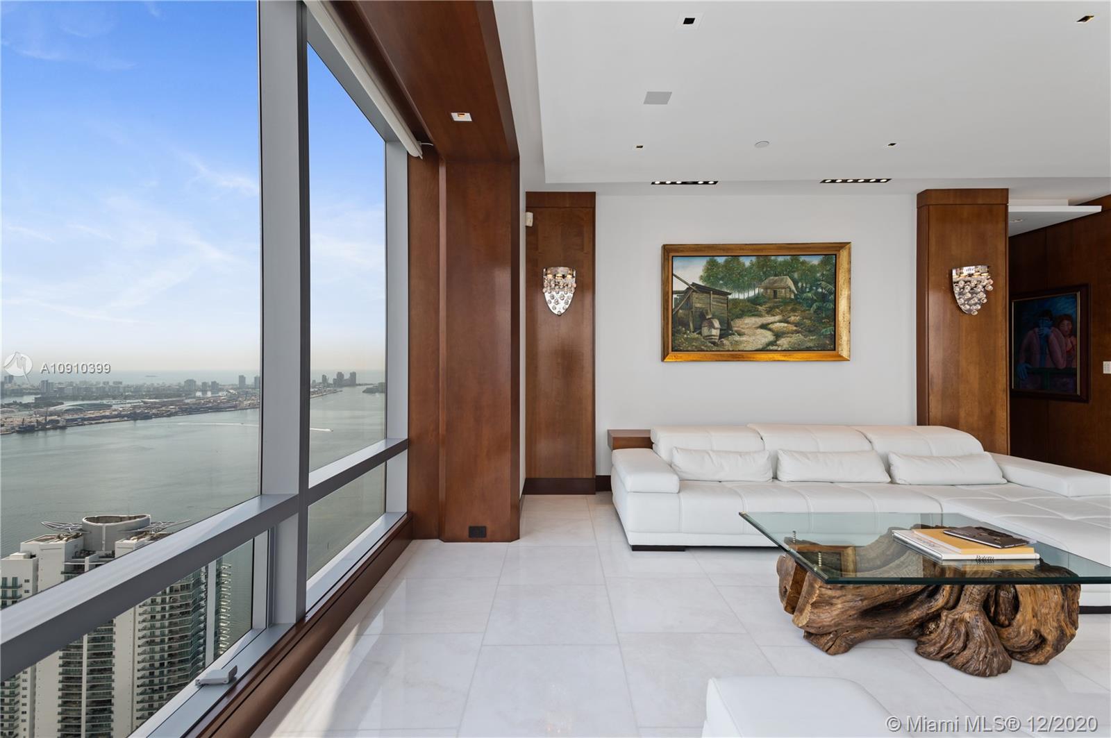 Four Seasons Residence - Residential