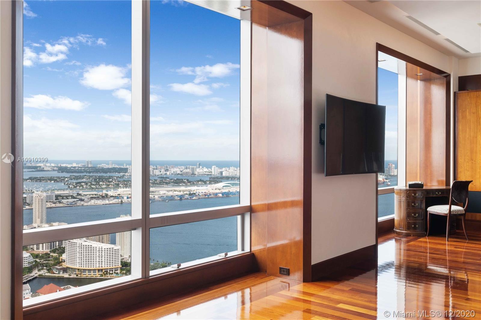 Four Seasons Residence - Residential