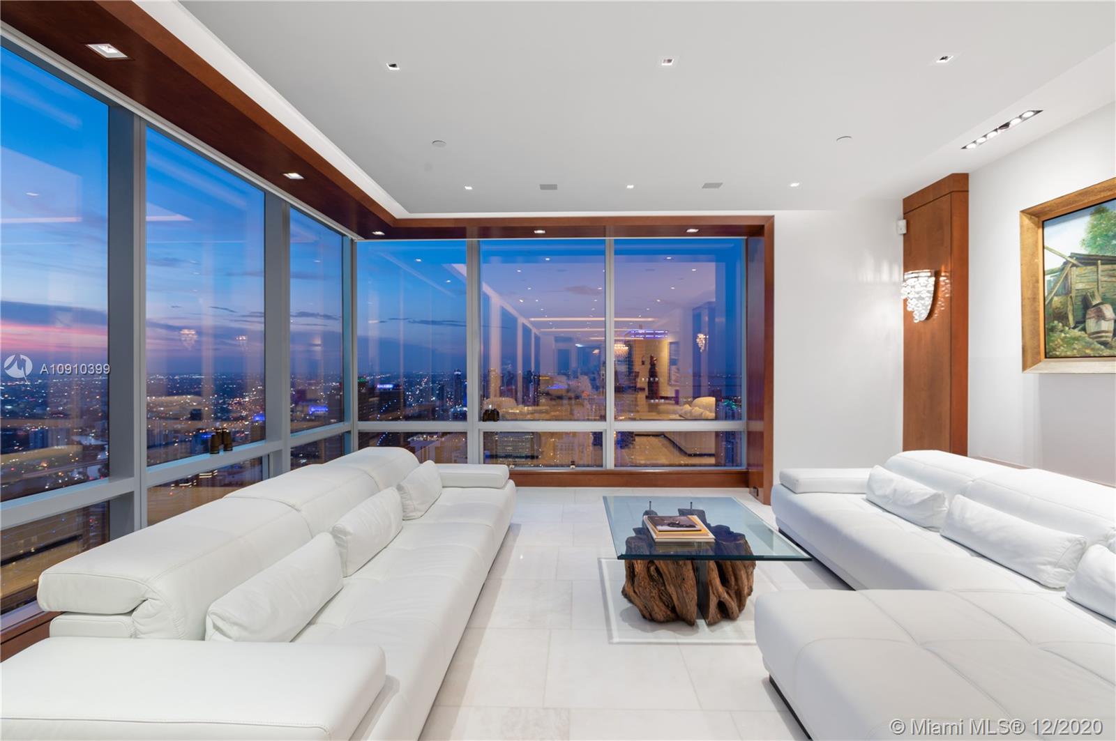 Four Seasons Residence - Residential