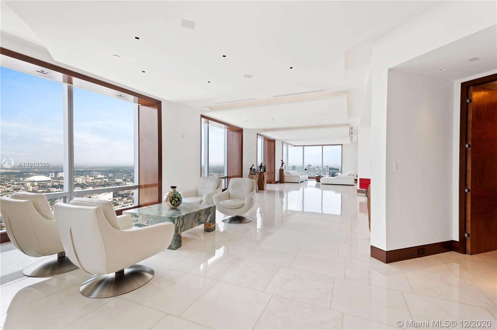 Four Seasons Residence - Residential