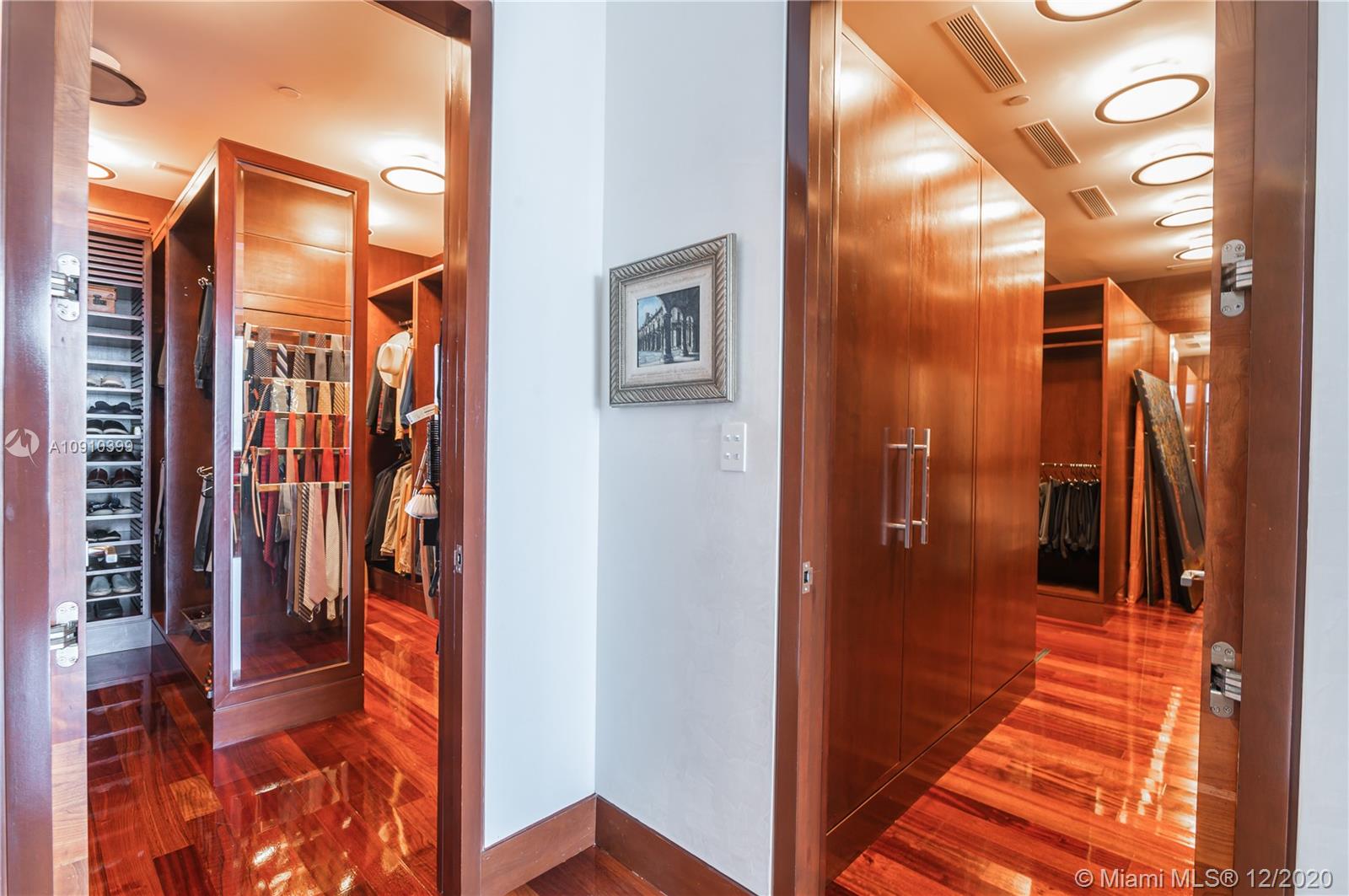 Four Seasons Residence - Residential