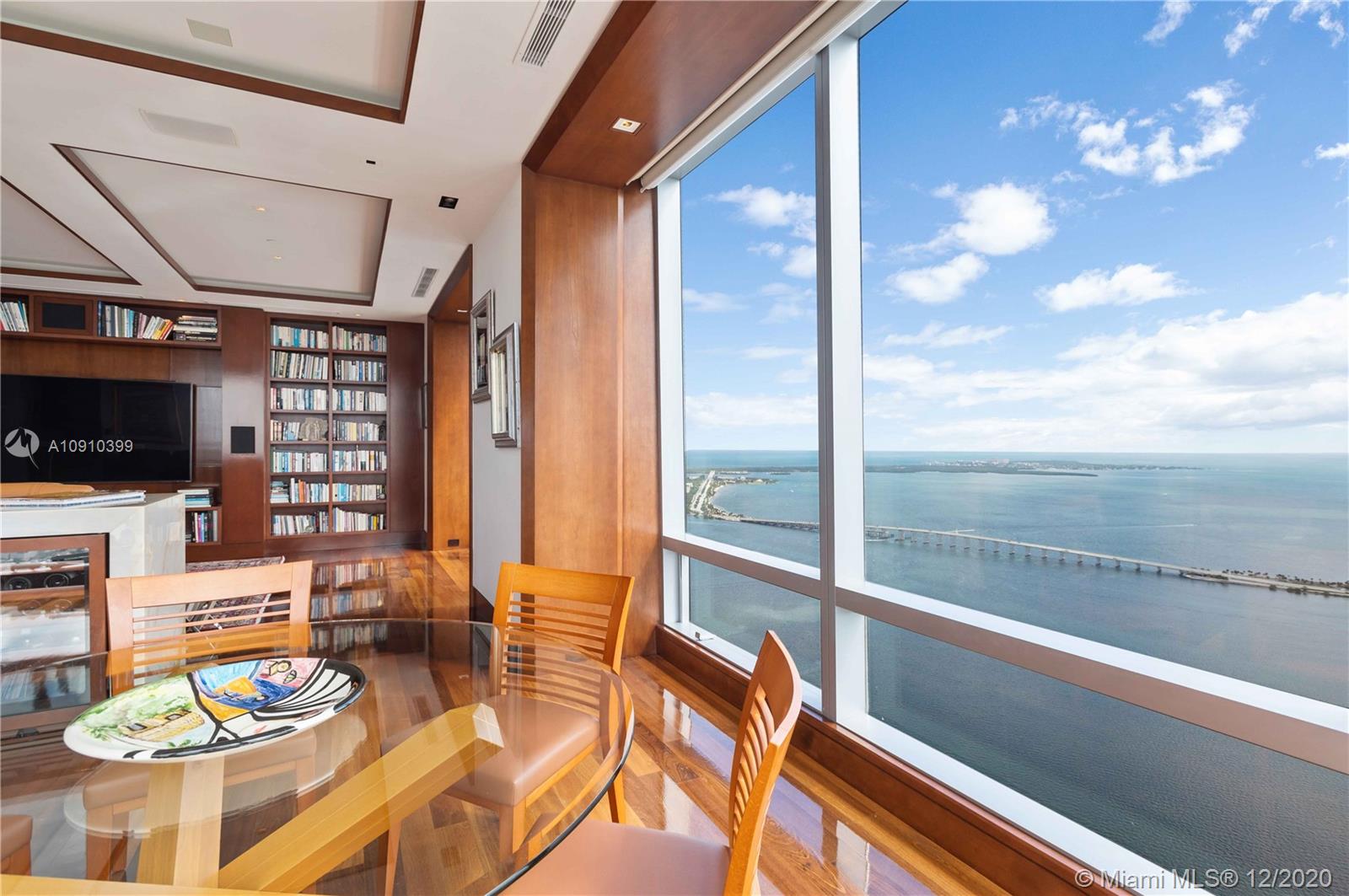 Four Seasons Residence - Residential