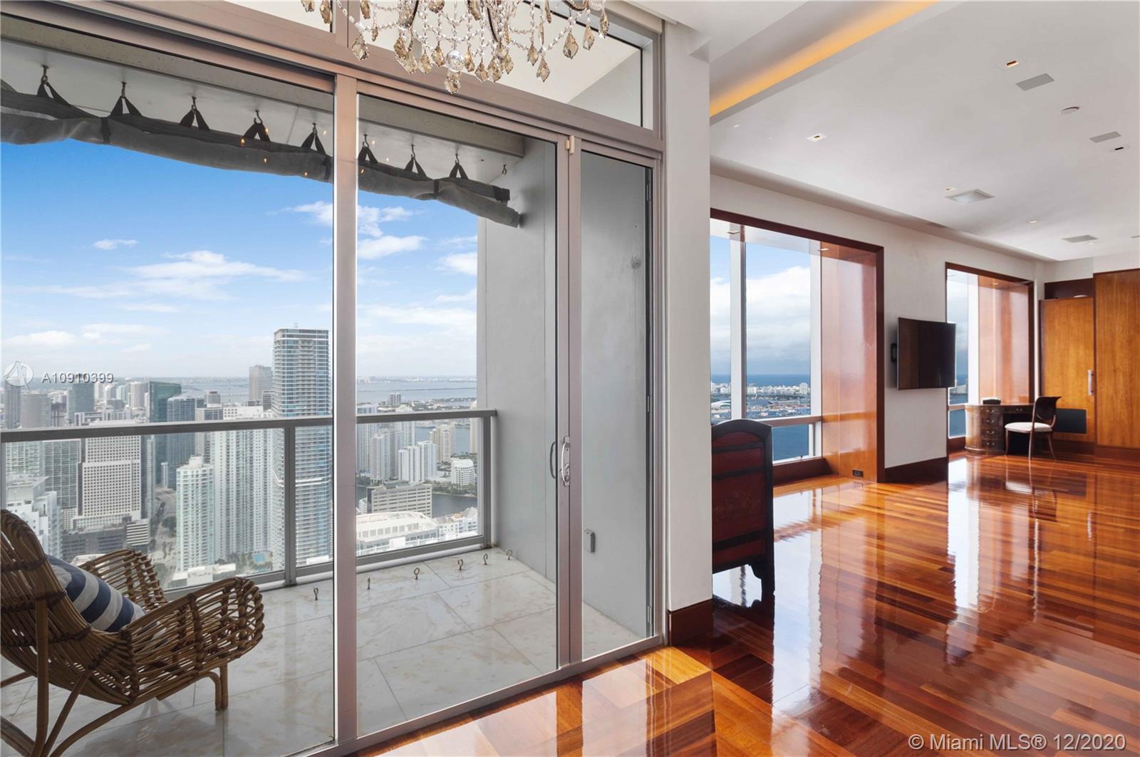 Four Seasons Residence - Residential