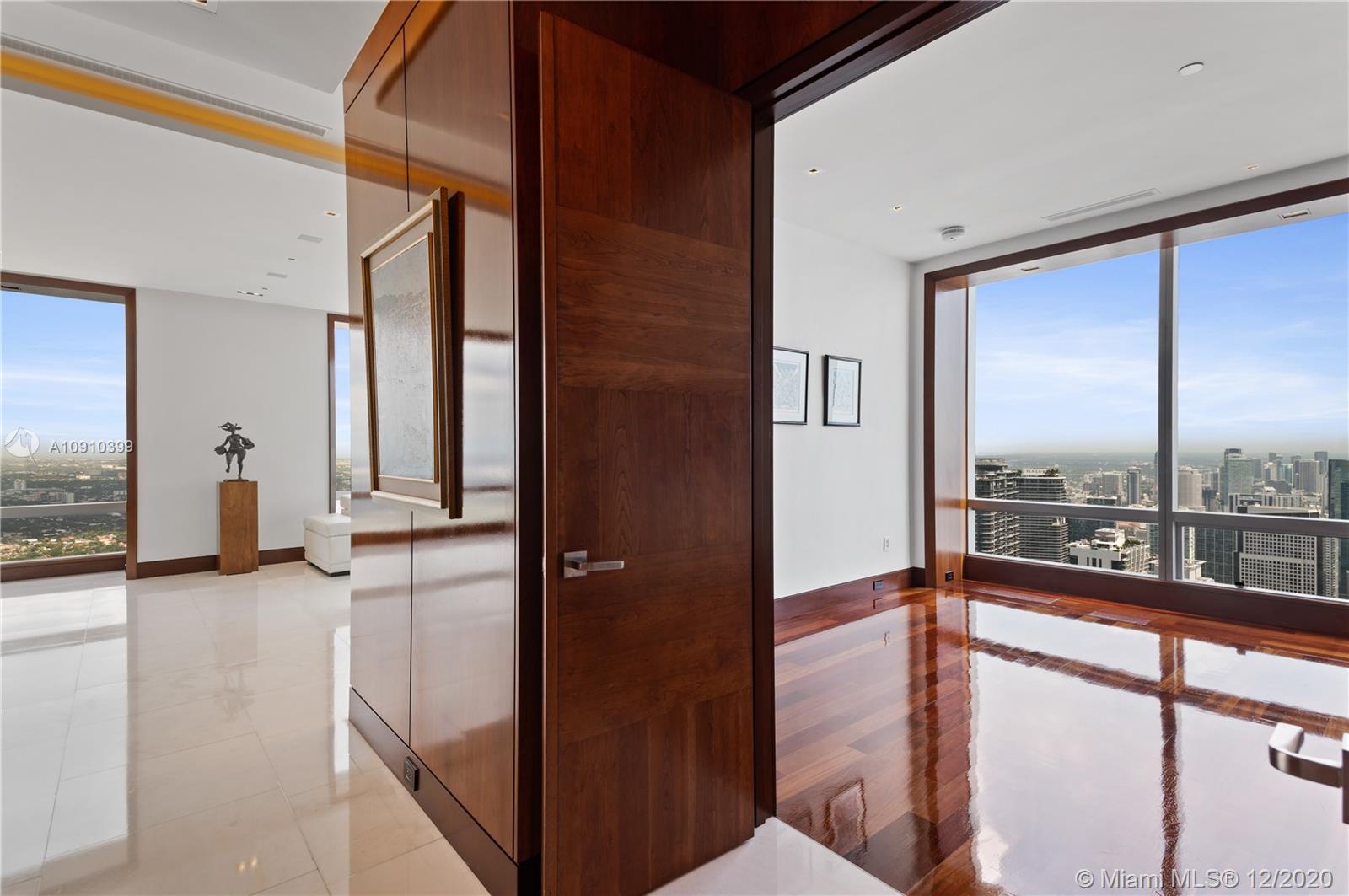 Four Seasons Residence - Residential