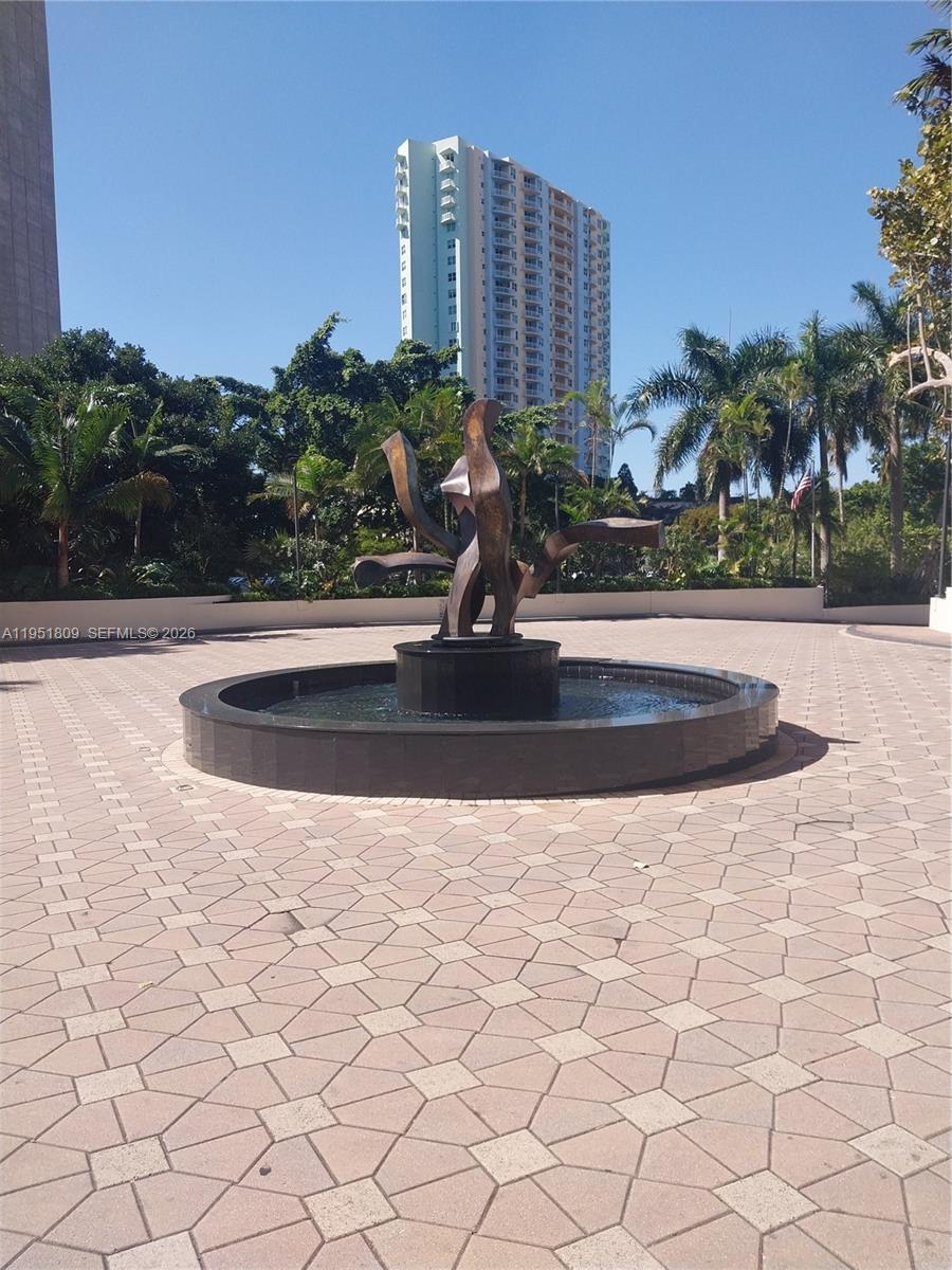 BRICKELL BAY CLUB CONDO - Residential