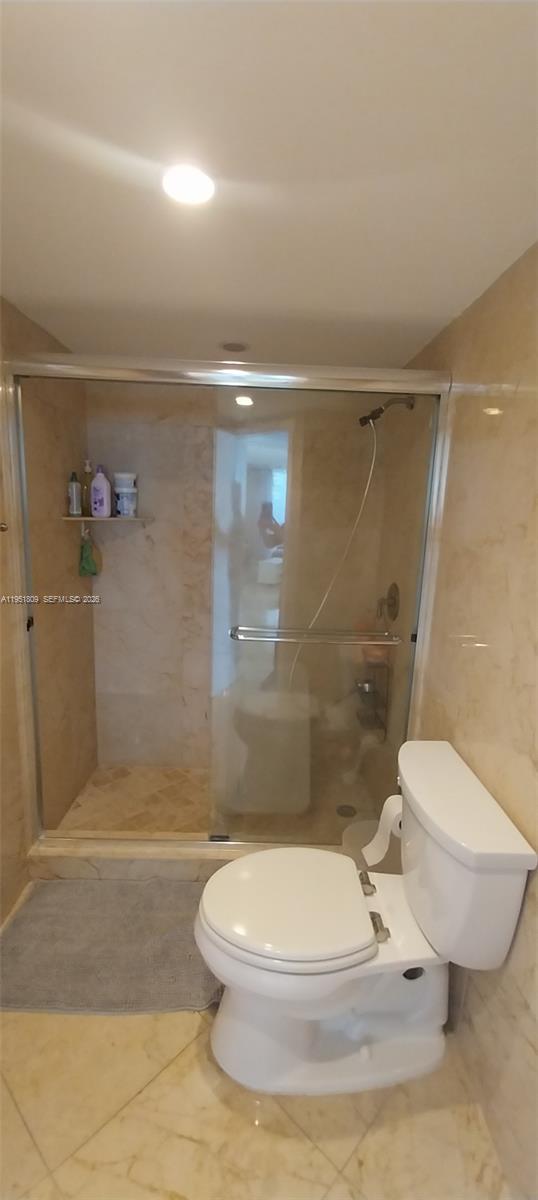 BRICKELL BAY CLUB CONDO - Residential