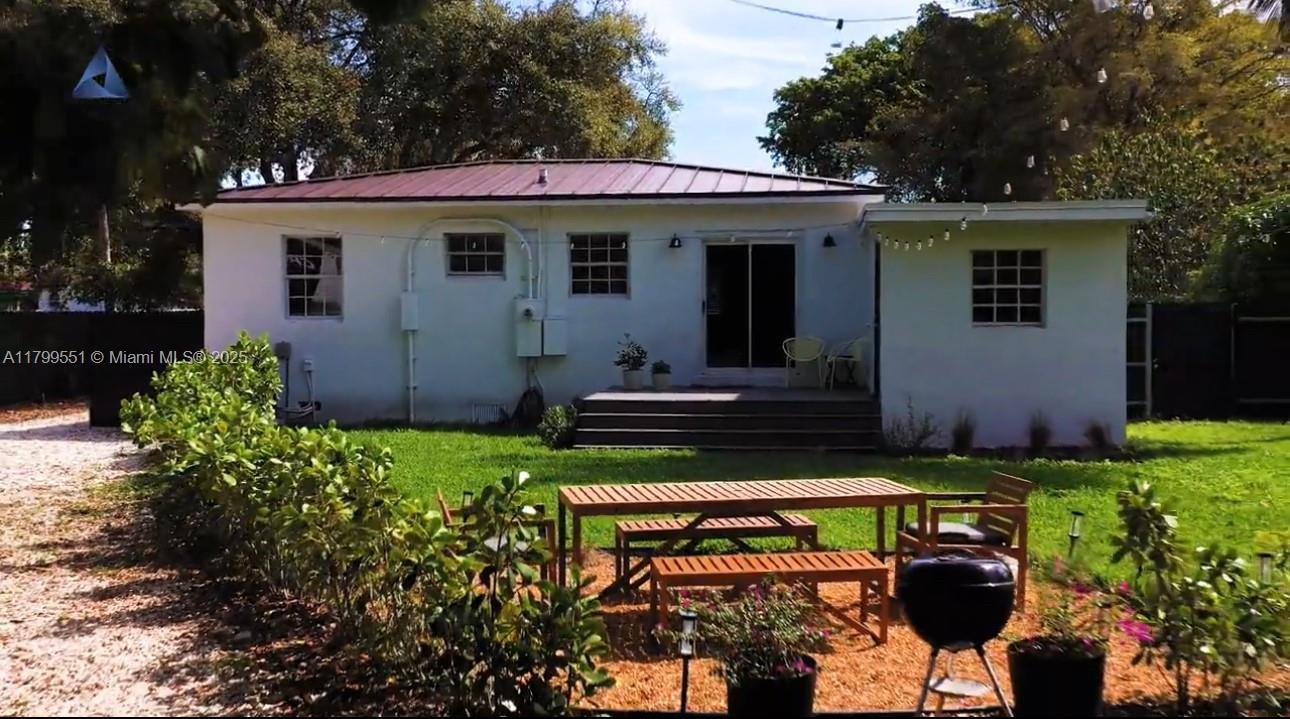 FLEEMAN HEIGHTS - Residential