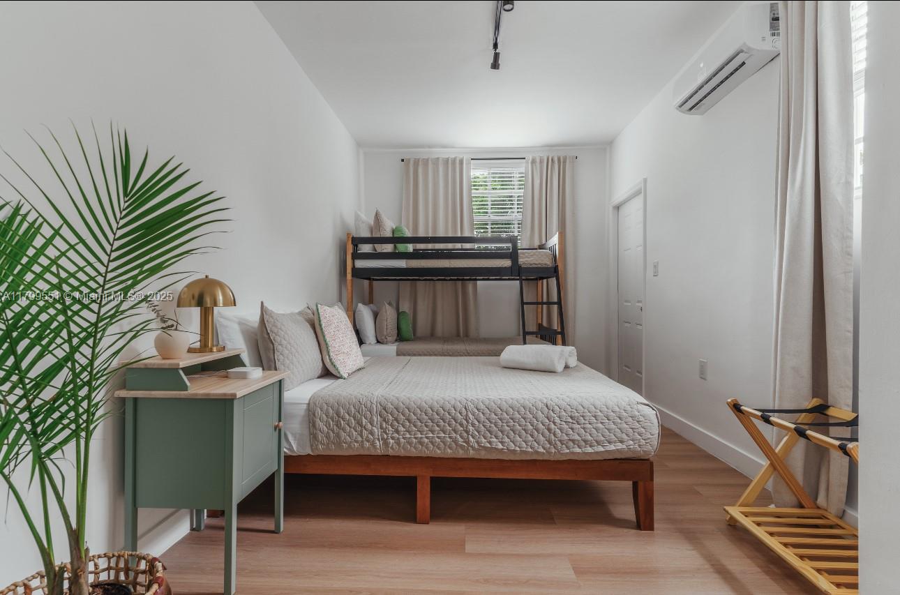 FLEEMAN HEIGHTS - Residential