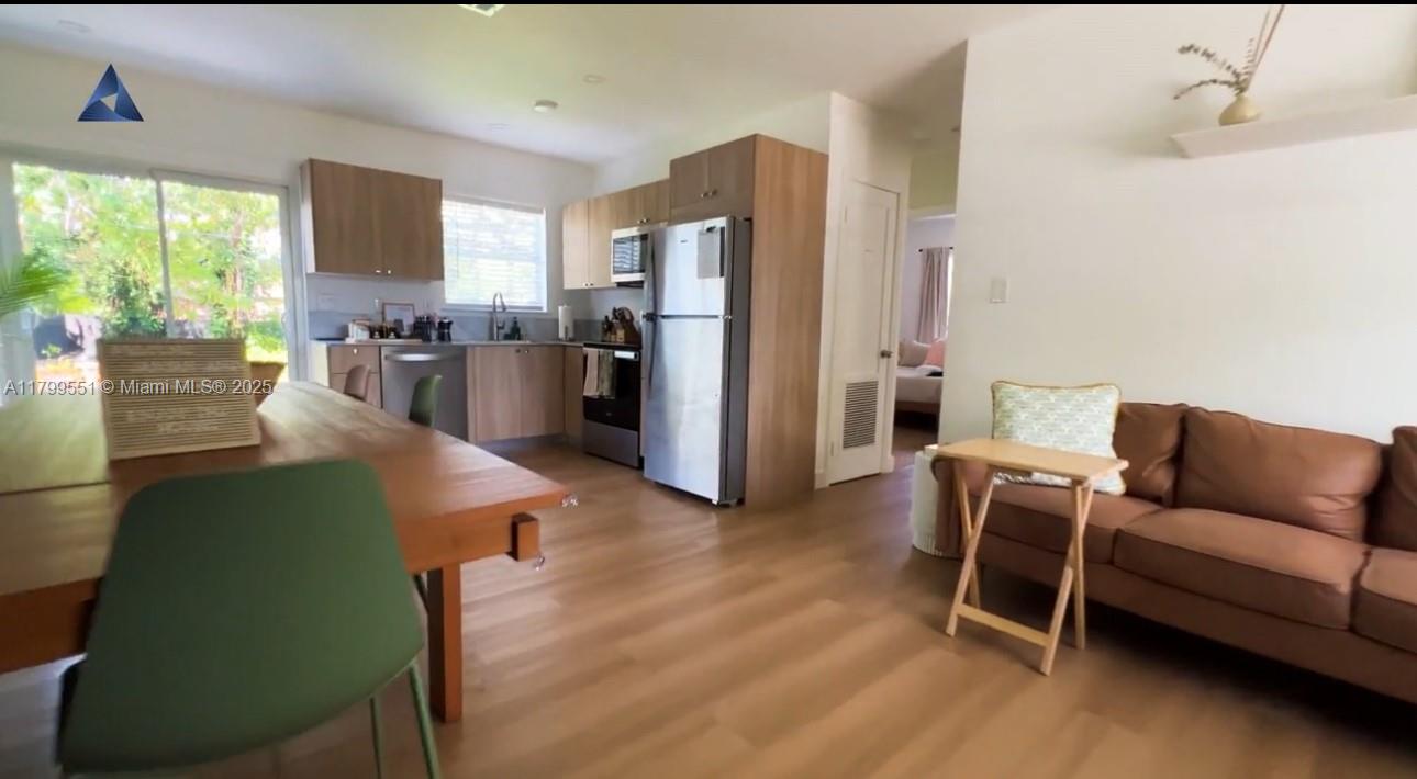 FLEEMAN HEIGHTS - Residential