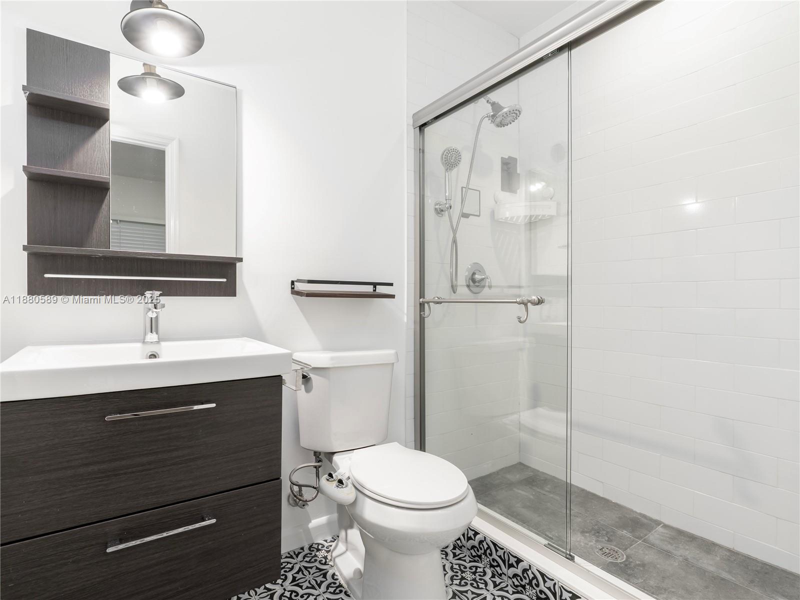 OAKLAND PARK SECOND ADD - Residential Lease