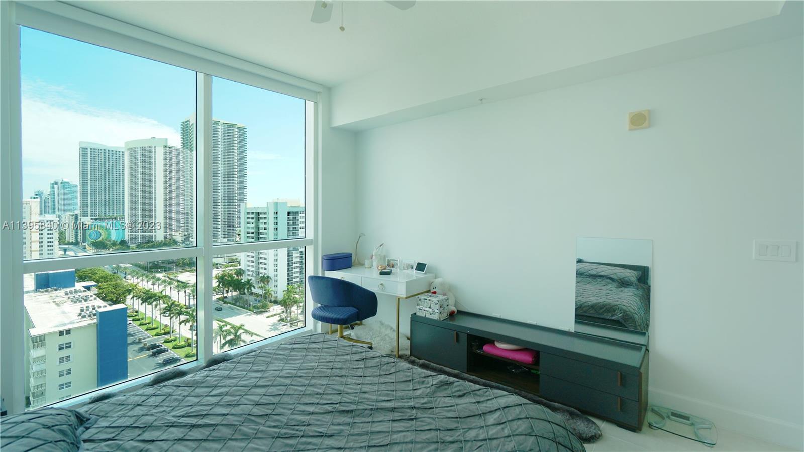 OCEAN MARINE YACHT CLUB C - Residential