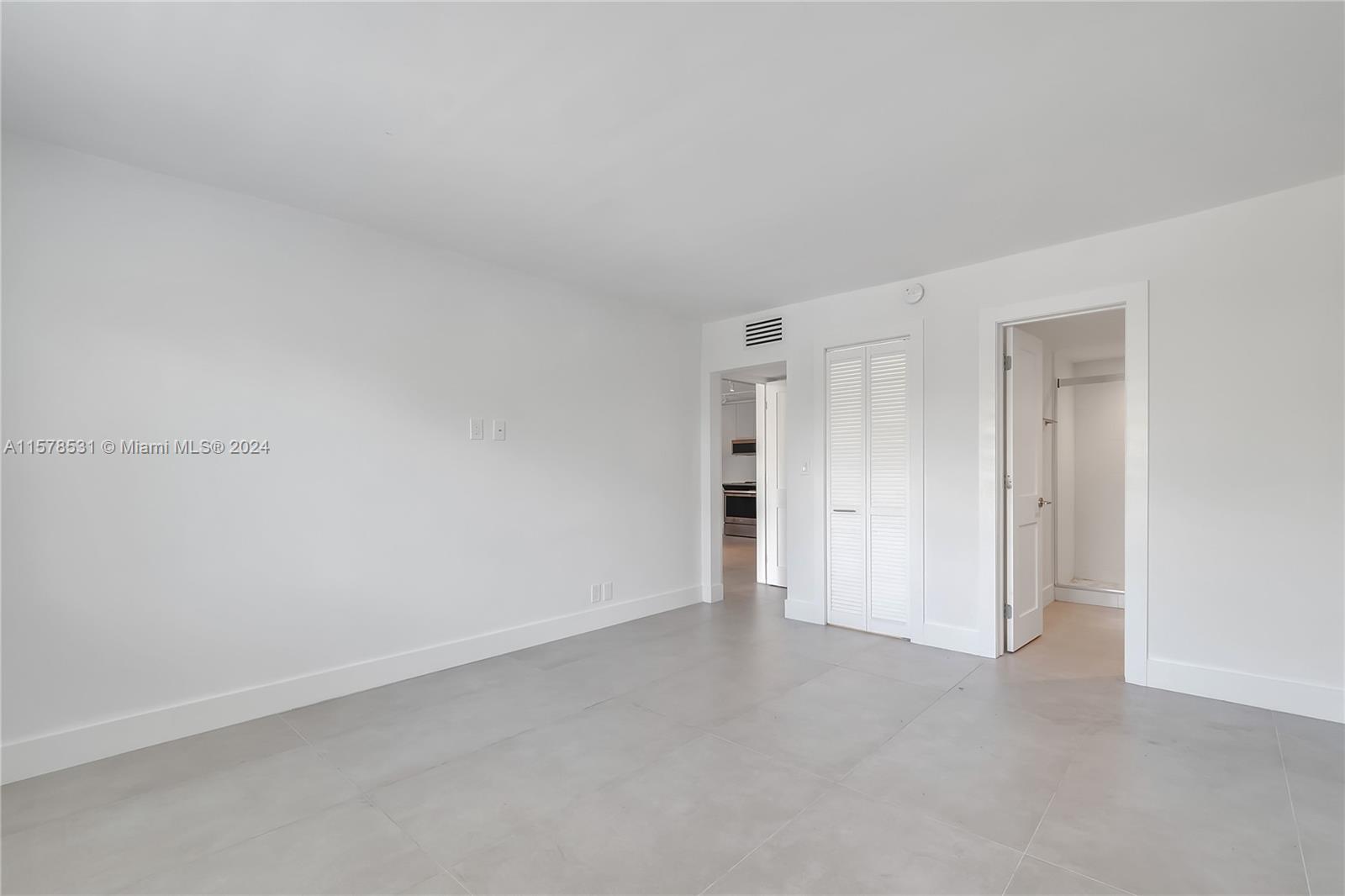 GALEN DRIVE CONDO APTS - Residential Lease