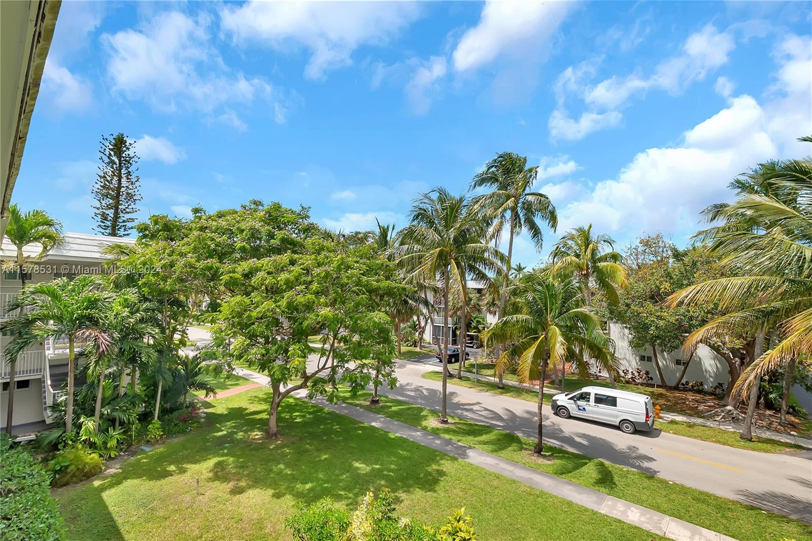 GALEN DRIVE CONDO APTS - Residential Lease