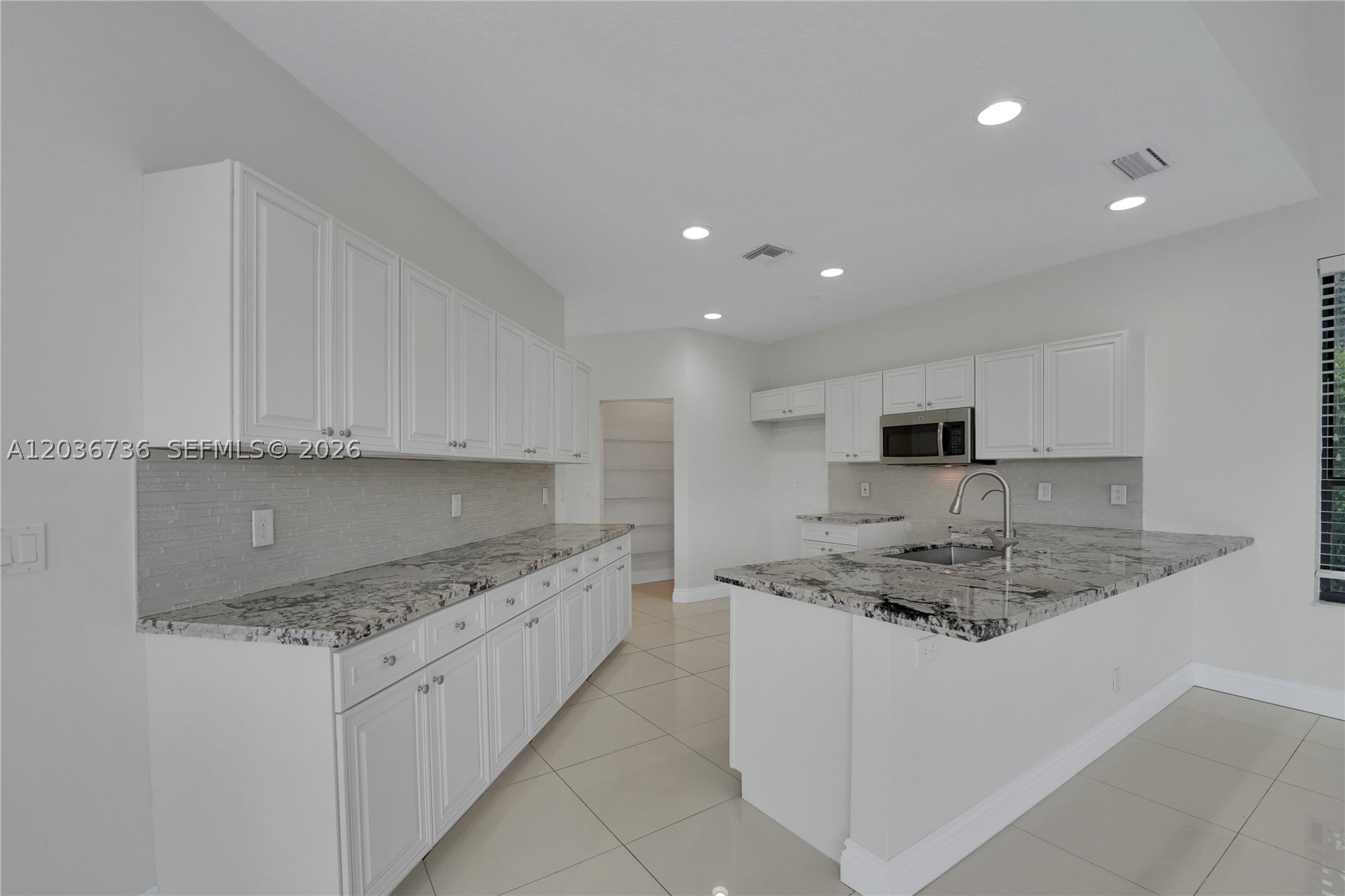 22281 Tupelo Pl