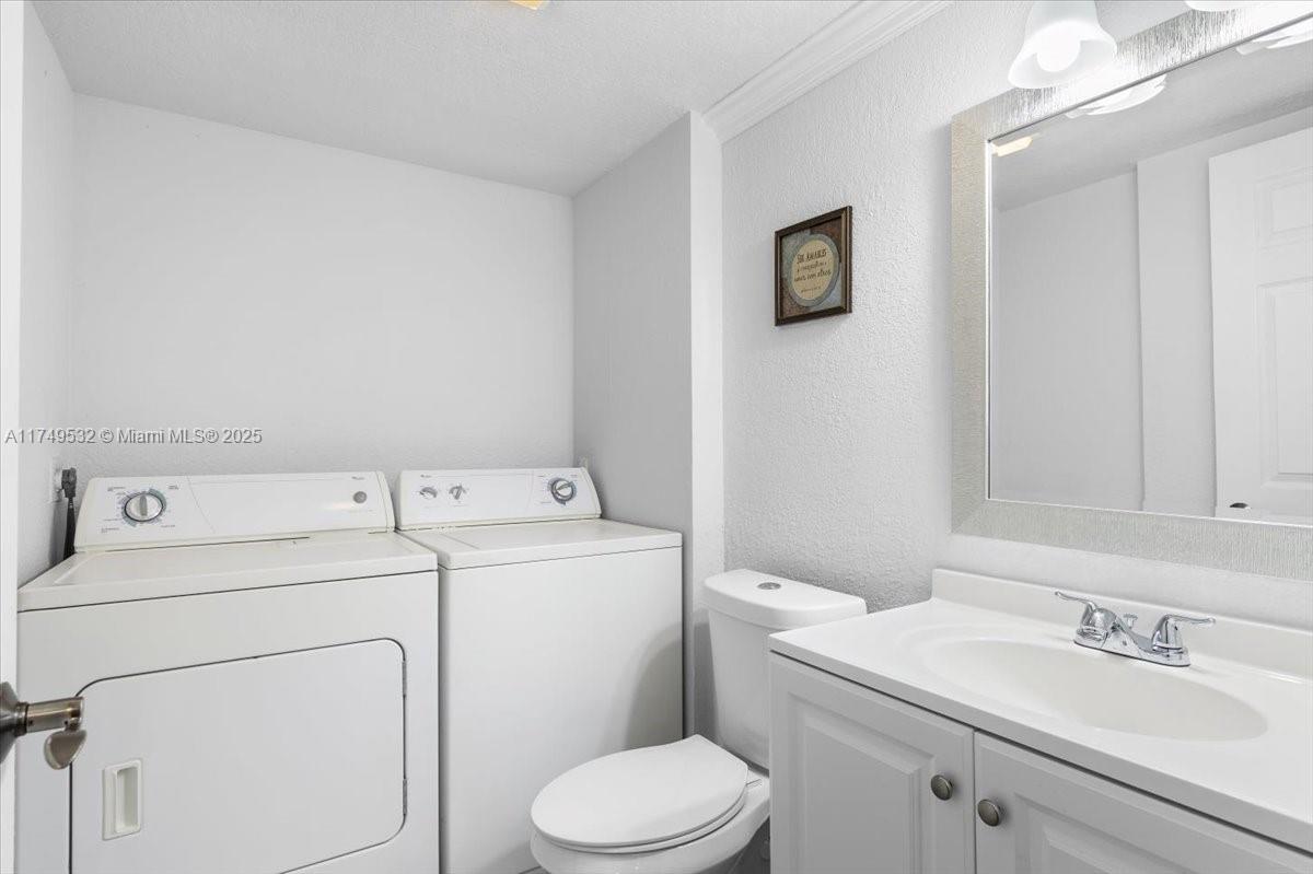 VILLAGE OF SANDALWOOD LAK - Residential