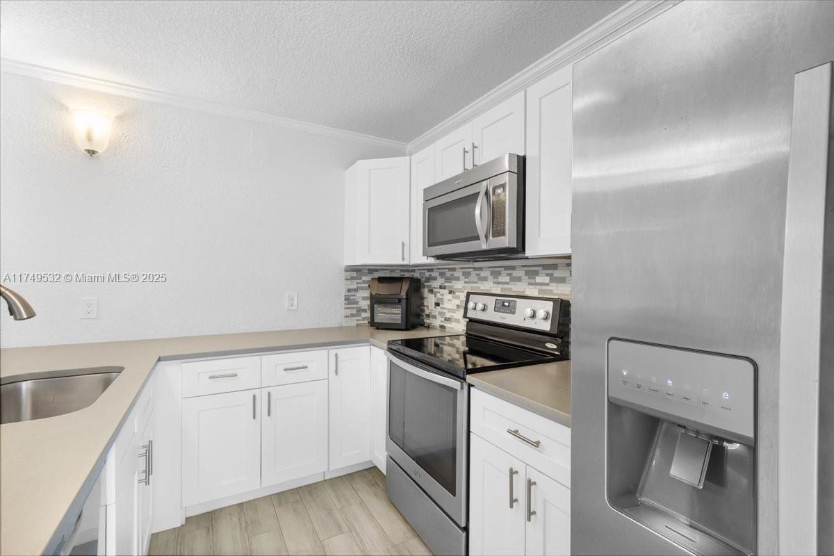 VILLAGE OF SANDALWOOD LAK - Residential