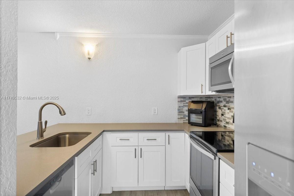 VILLAGE OF SANDALWOOD LAK - Residential