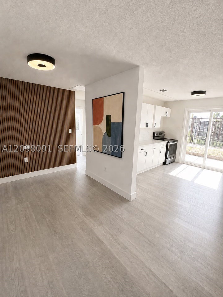 Photo 1 of 9 — 519 NW 10th Ave 3, Miami, FL 33136