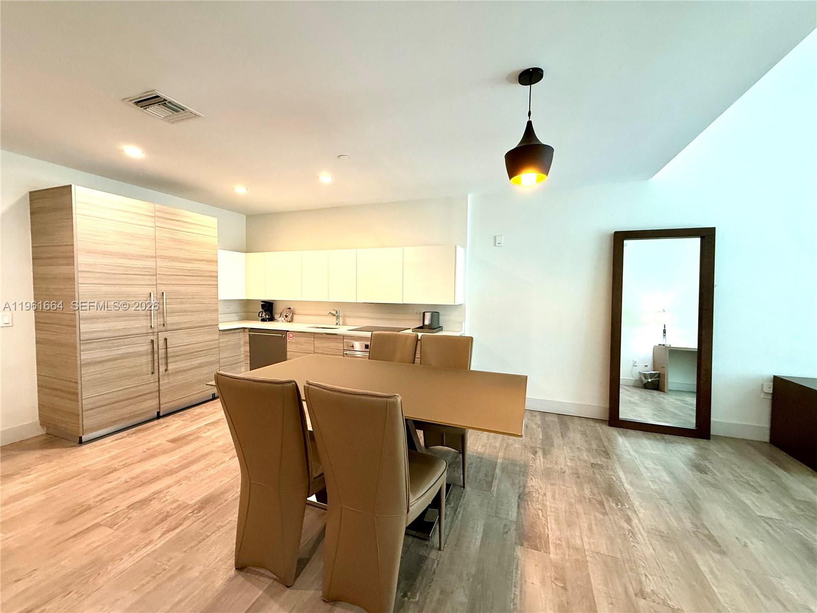COSTA HOLLYWOOD CONDO - Residential