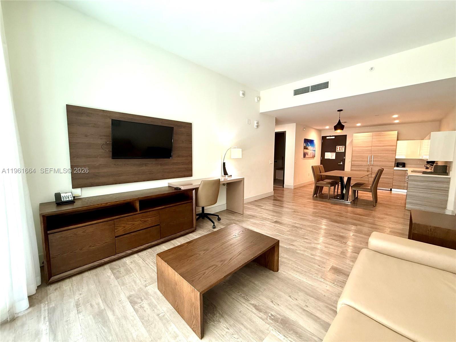 COSTA HOLLYWOOD CONDO - Residential