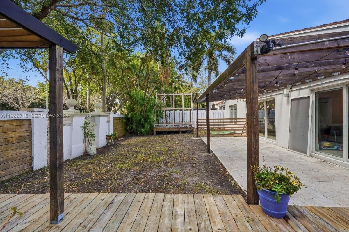 BANYAN OAKRIDGE PLAT - Residential