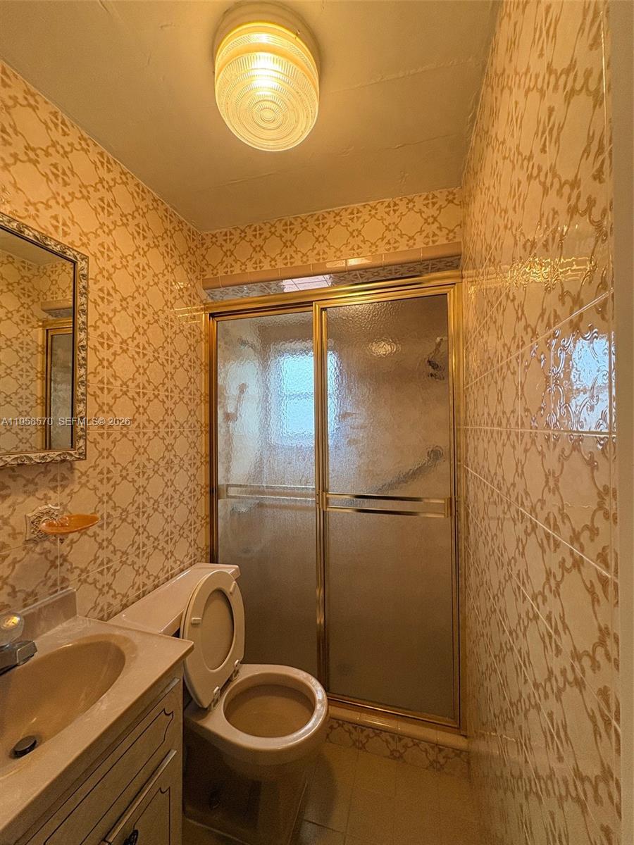 HIALEAH 13TH ADDN AMD PL - Residential Lease