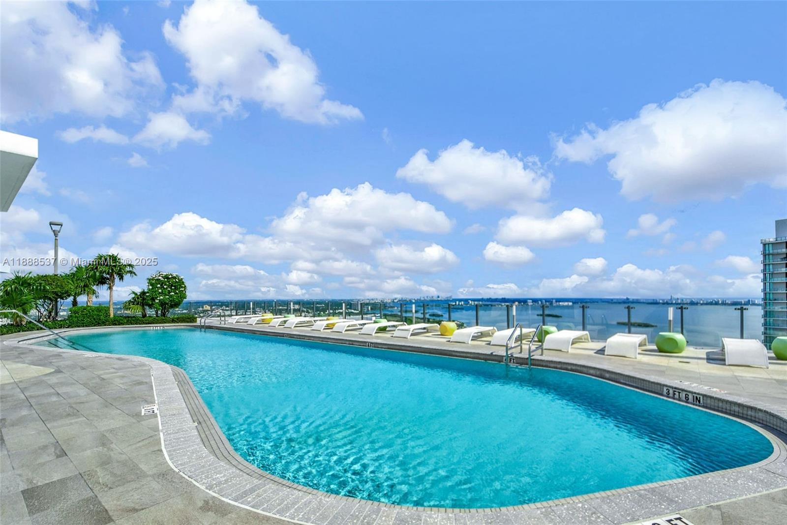 PARAISO BAYVIEWS CONDO - Residential Lease