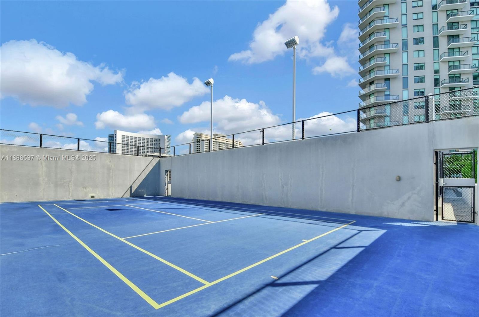 PARAISO BAYVIEWS CONDO - Residential Lease