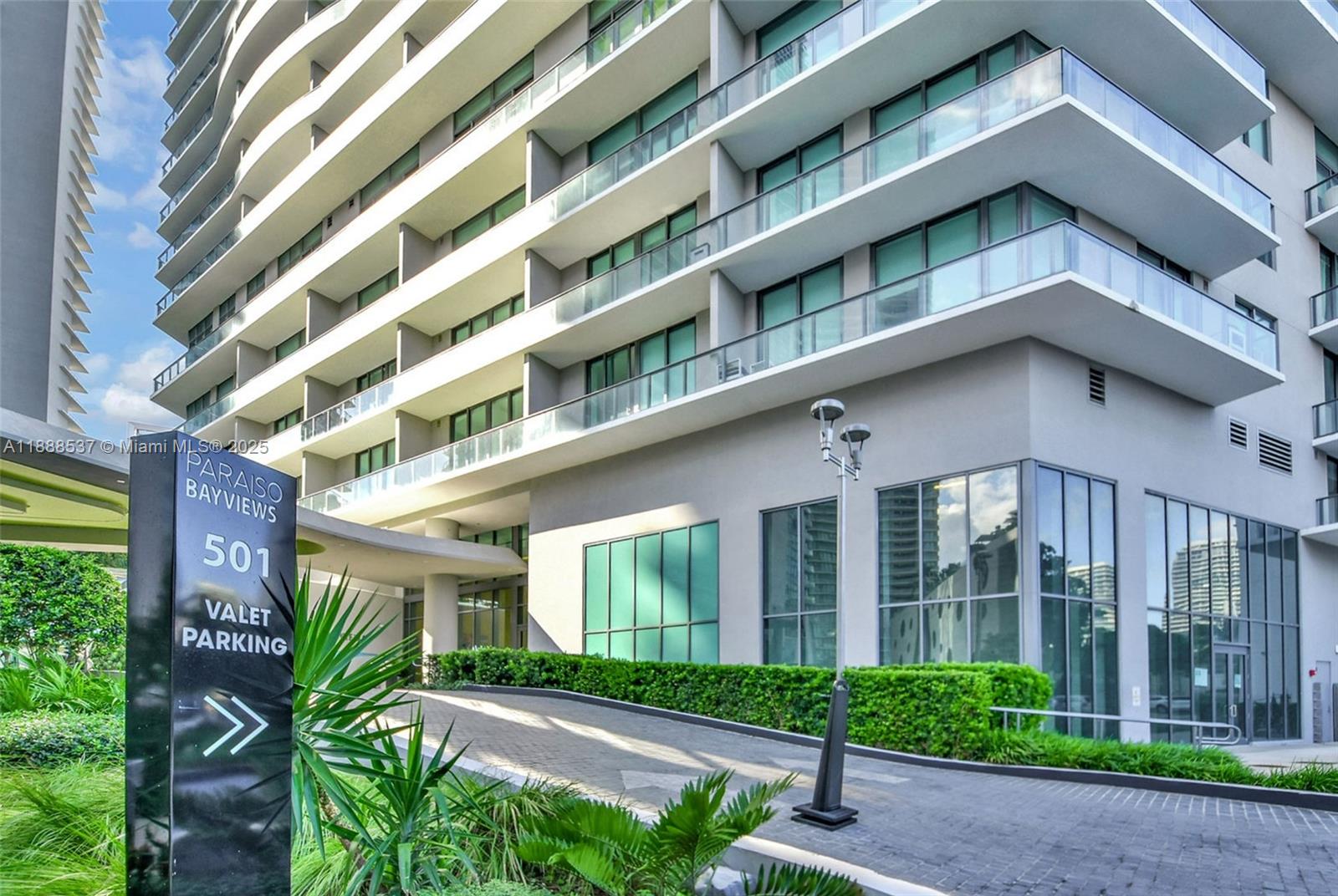 PARAISO BAYVIEWS CONDO - Residential Lease