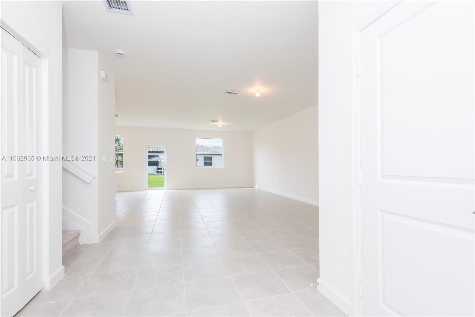 KEYS-GATE NO 1 - Residential Lease