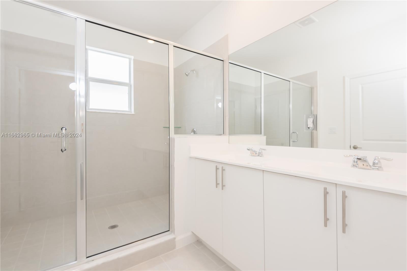 KEYS-GATE NO 1 - Residential Lease