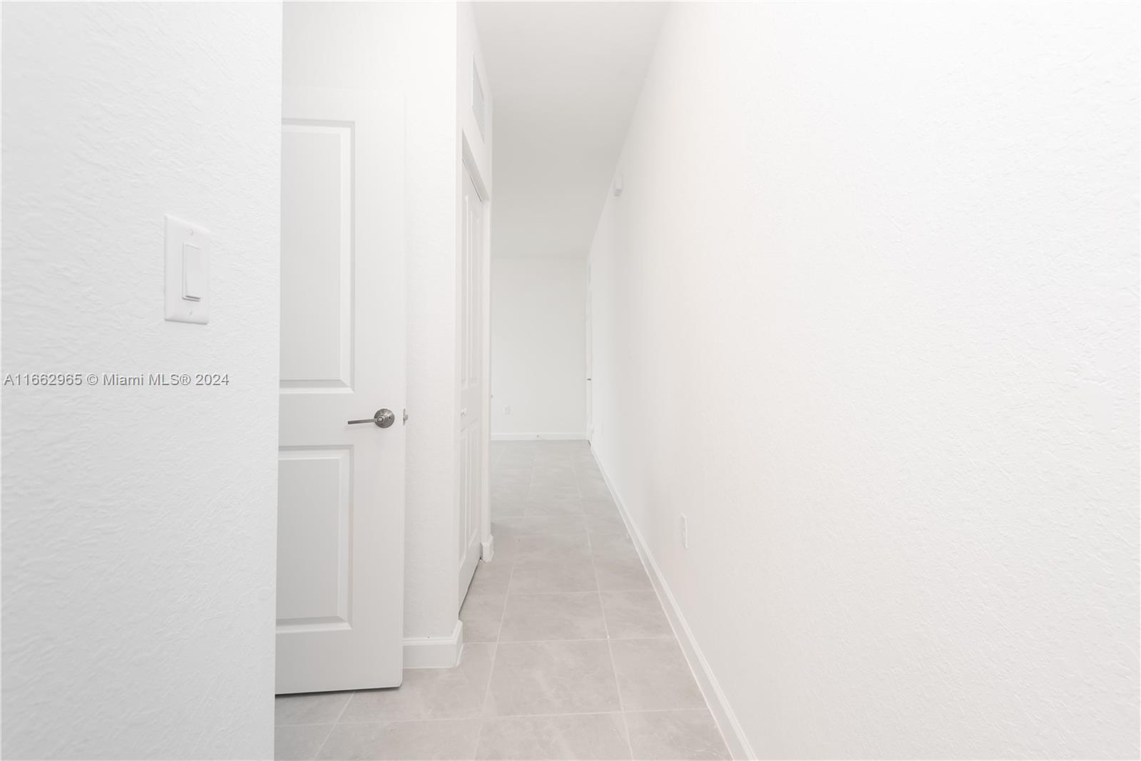 KEYS-GATE NO 1 - Residential Lease