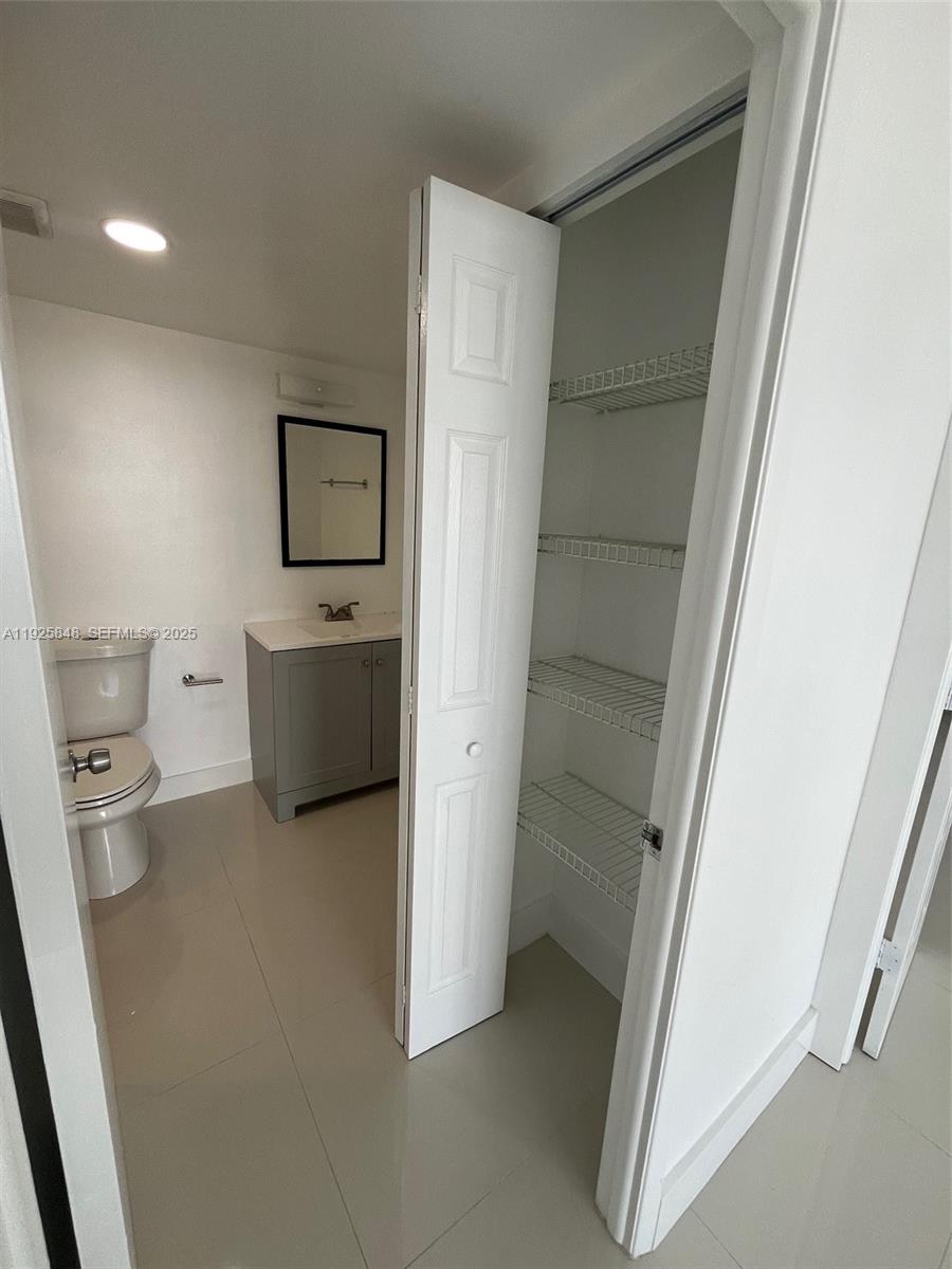 WATERVIEW CONDO - Residential