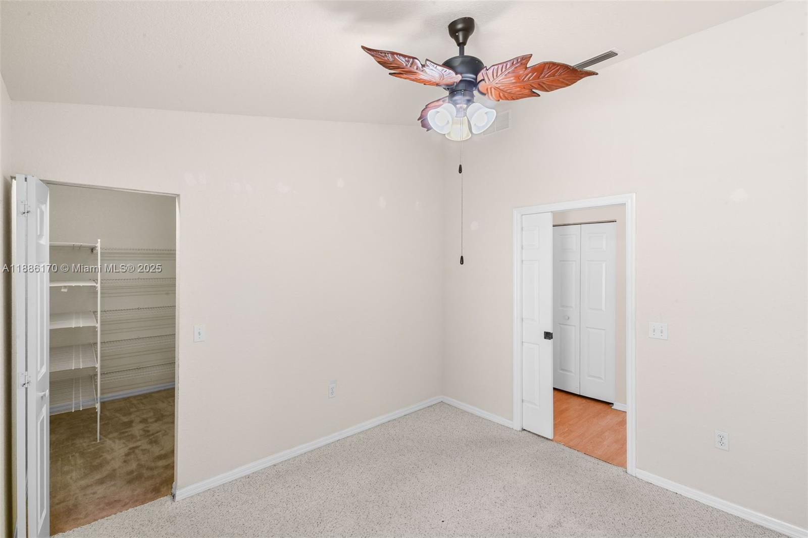 ETHANS GLEN - Residential