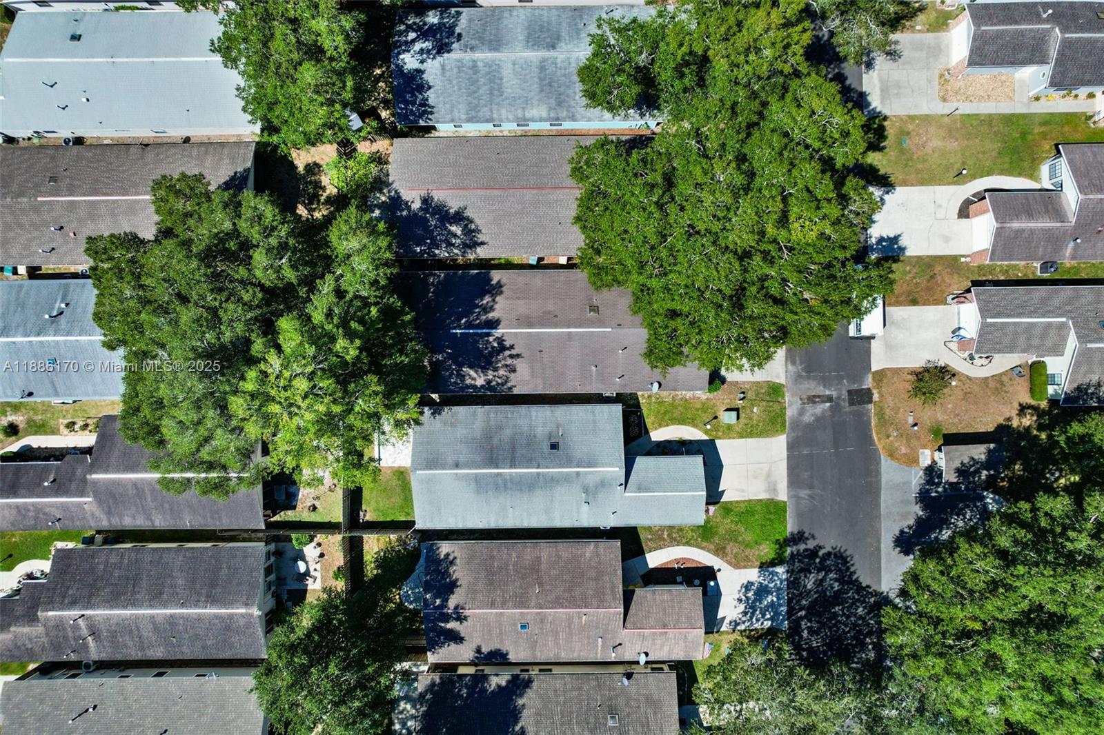 ETHANS GLEN - Residential
