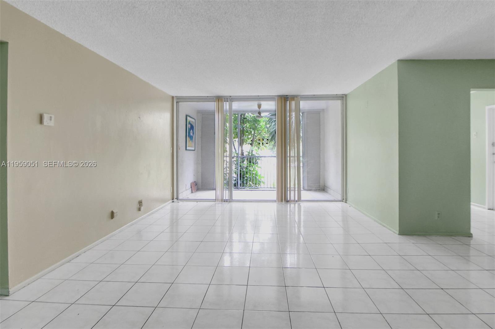 LAKE PARK CONDO NO 1 - BL - Residential