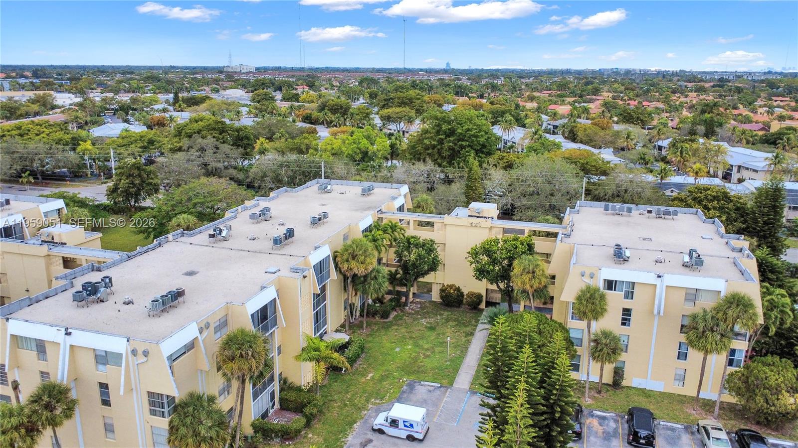 LAKE PARK CONDO NO 1 - BL - Residential