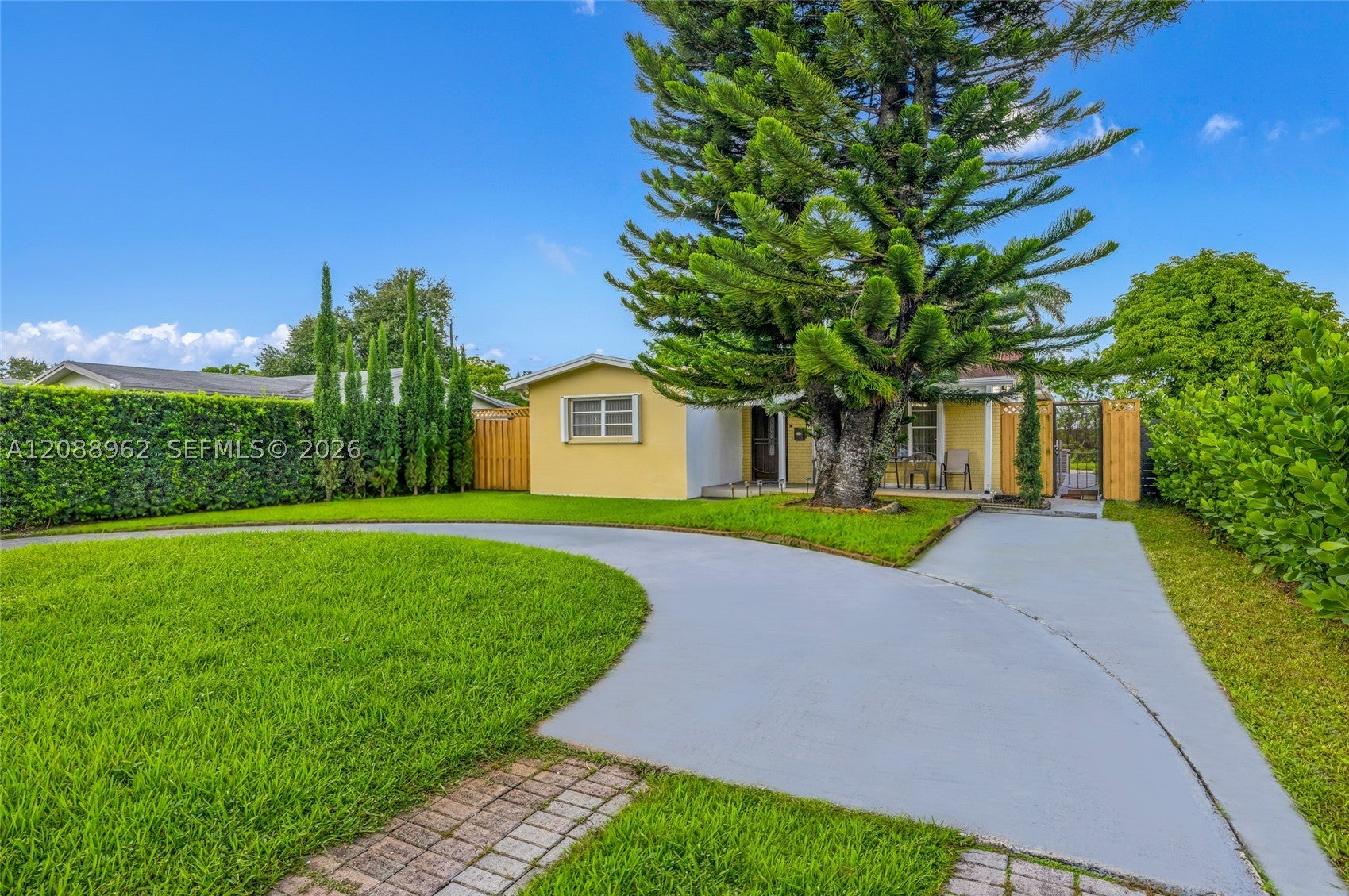 304 SW 68th Ave