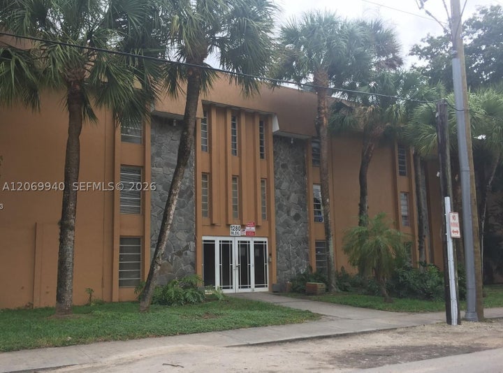 Photo 1 of 14 — 1230 W 54th St 226A, Hialeah, FL 33012