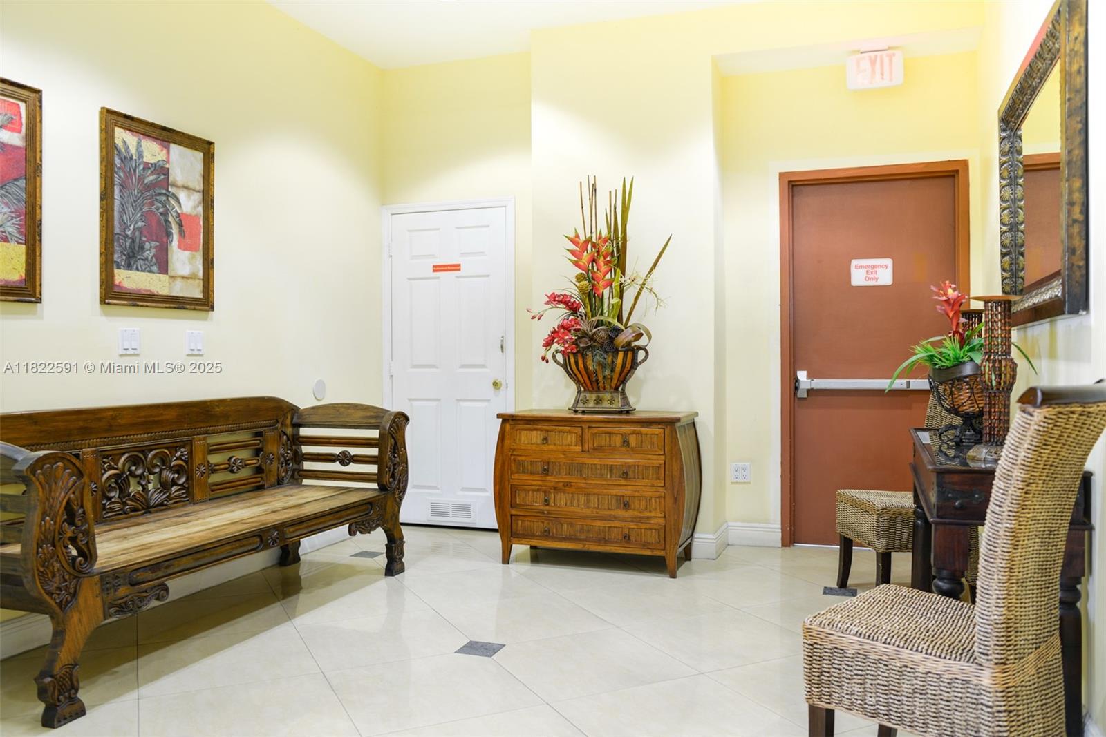 SHAMROCK BY THE GABLES CO - Residential Lease