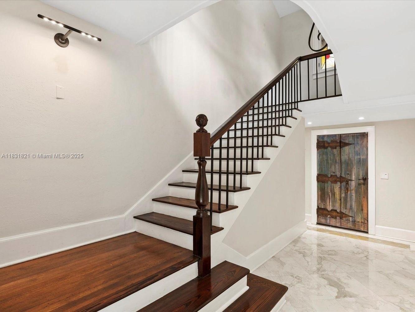 CORAL GABLES SEC C - Residential