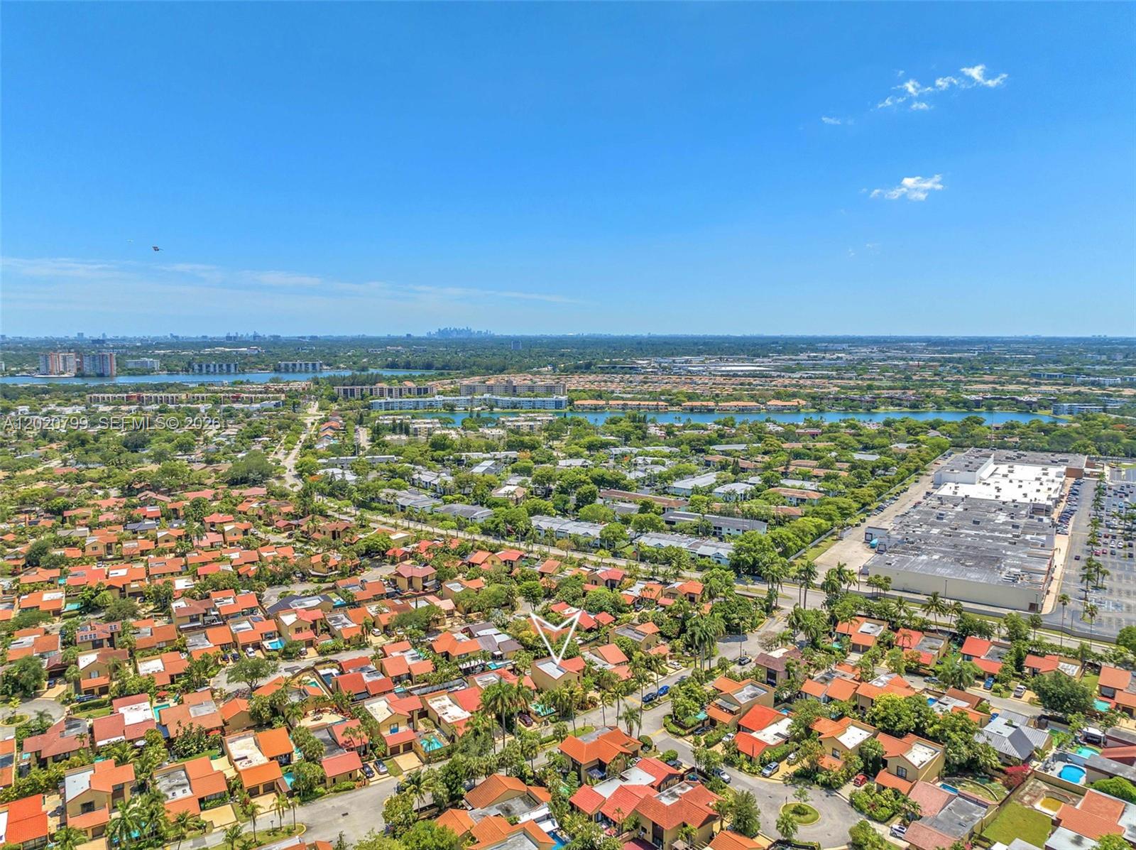 SKY LAKE VILLAS FIRST ADD - Residential