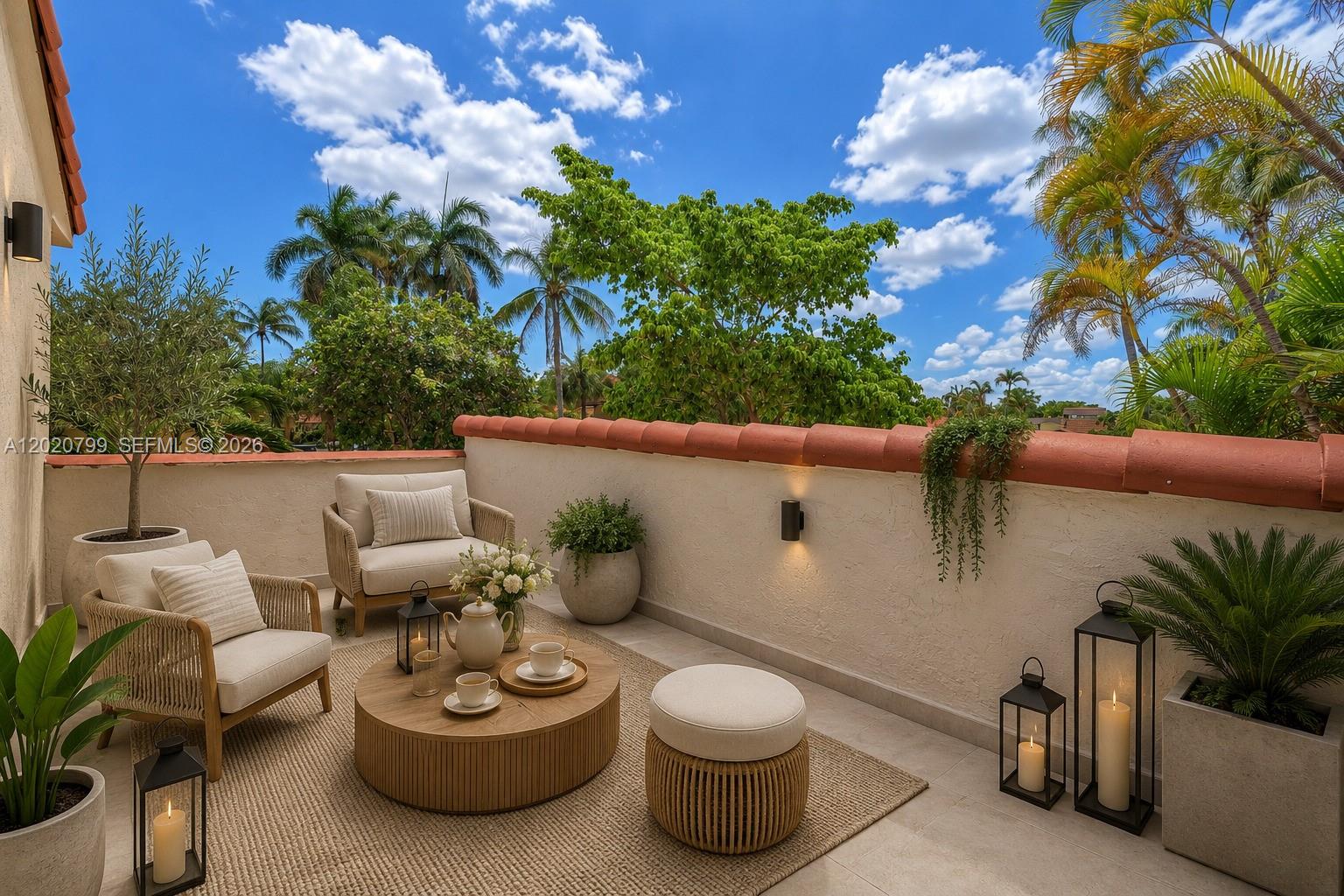 SKY LAKE VILLAS FIRST ADD - Residential