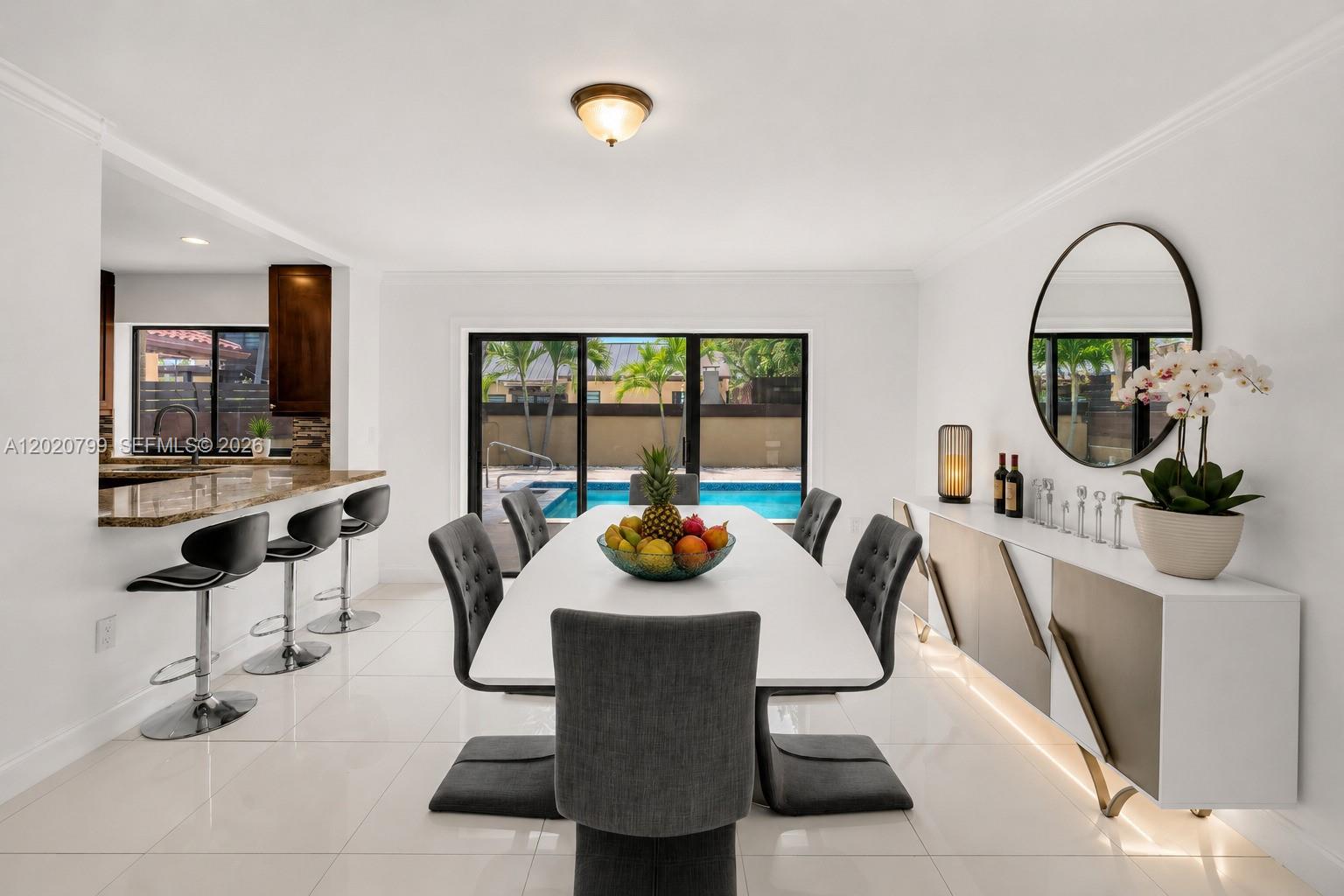 SKY LAKE VILLAS FIRST ADD - Residential