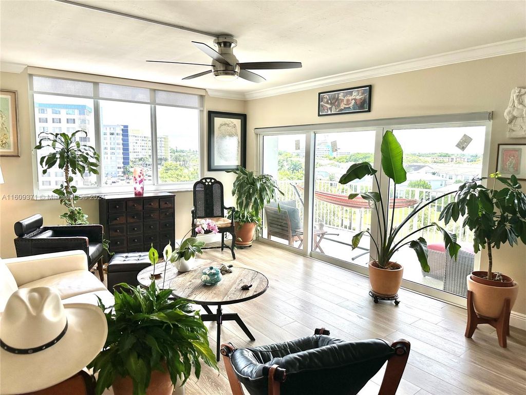 Photo of 4200 Hillcrest Dr #619, Hollywood, FL 33021 (MLS # A11609371)