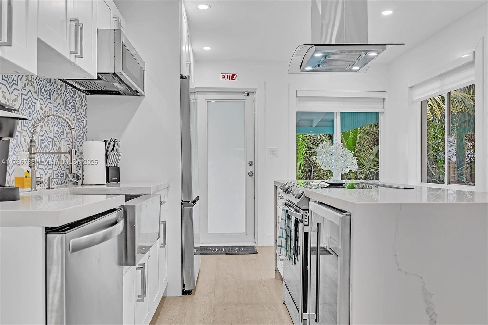 RIVERSIDE PARK - Residential
