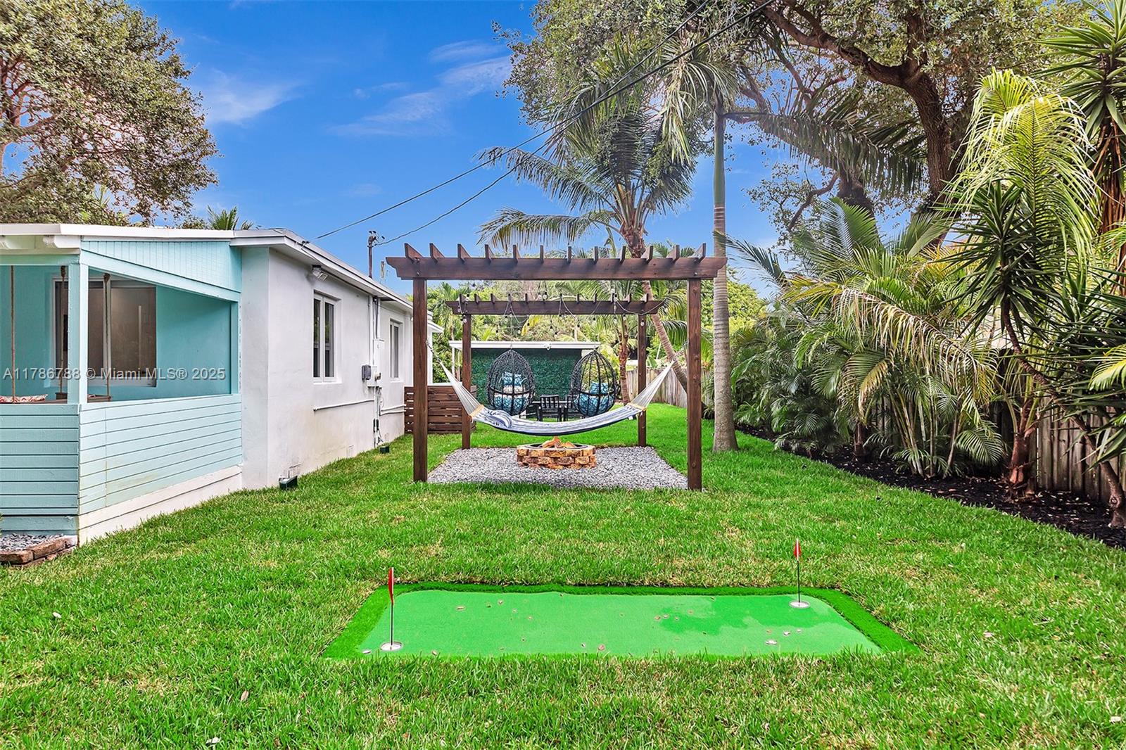 RIVERSIDE PARK - Residential